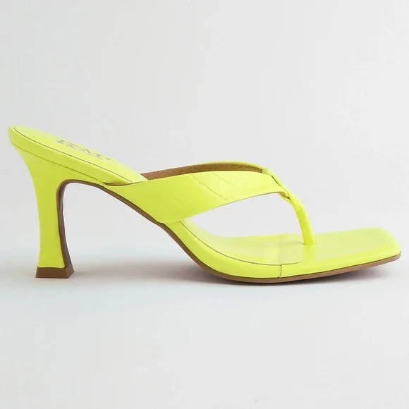 RSVP by Nykaa Fashion
Bright Side Out Heels - Picture 2 of 13